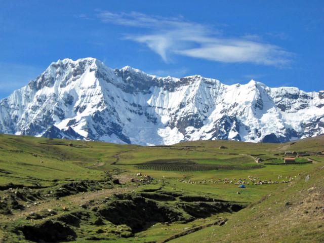 Ausangate Trek To Rainbow Mountain