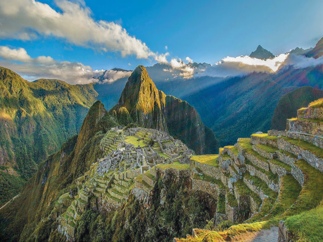 Inca Trail To Machu Picchu (4 Days)